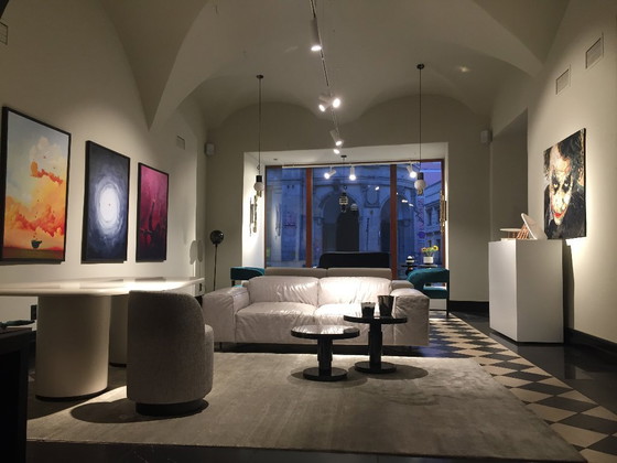 Image 1 of JE T'ATTENDS Sofa von Gio Pagani – Handgefertigtes italienisches Designersofa aus Premiumleder