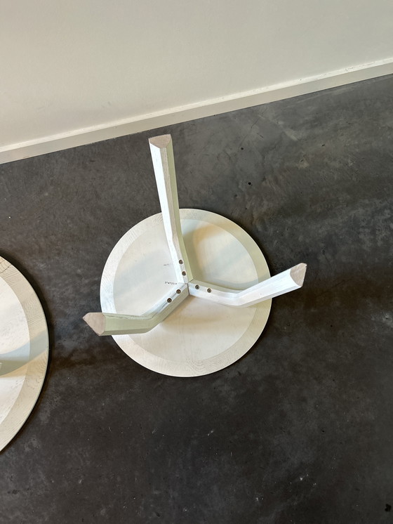 Image 1 of 2 Witte Bijzettafels Van HAY