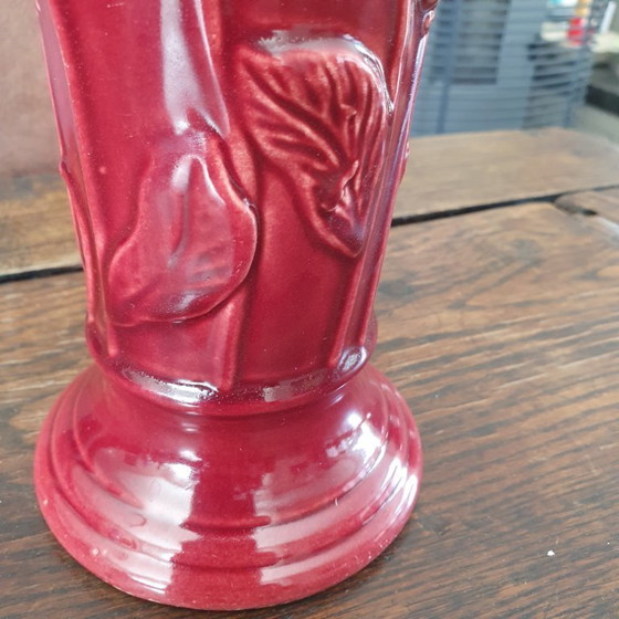 Image 1 of Rode vaas met bloemendecoratie, getekend, PPI 370-20