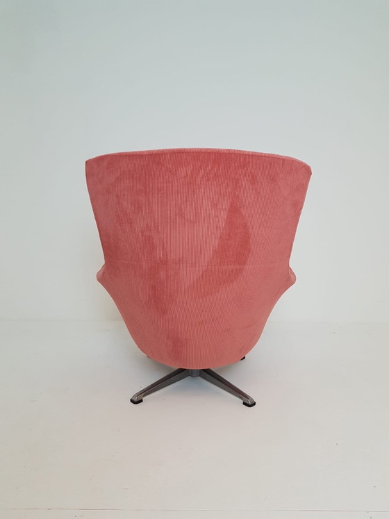 Vintage pink swivel armchair | newly upholstered pink corduroy – Polyester, Textile (photo 10 of 12)