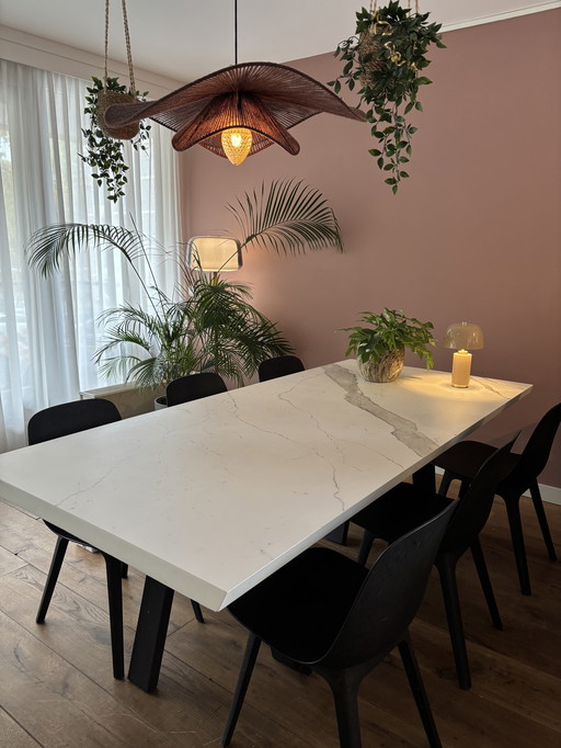 Metaform eettafel van Piet Klerkx - keramiek blad