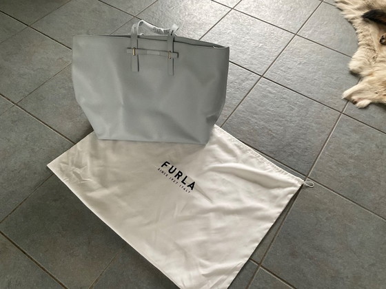 Furla, bolso shopper grande de cuero azul claro. – Bolsos tote (photo 13 of 14)