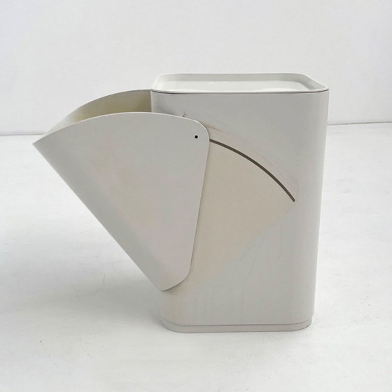 Image 1 of White Laundry Bin by Anna Castelli for Kartell, 1970s