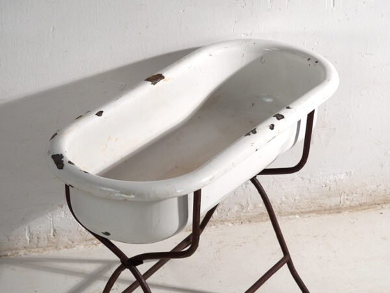 Baignoire ancienne en fer émaillé – Europe Centrale, circa 1950 #10 – Objets déco, Industrieel (photo 22 of 40)