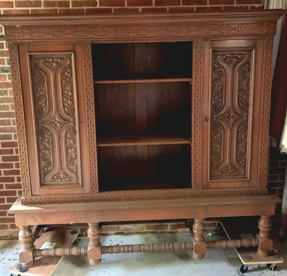 Image 1 of Antique Neo-Renaissance Cabinet in perfect condition