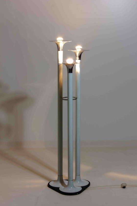 Image 1 of Franse trompet vloerlamp