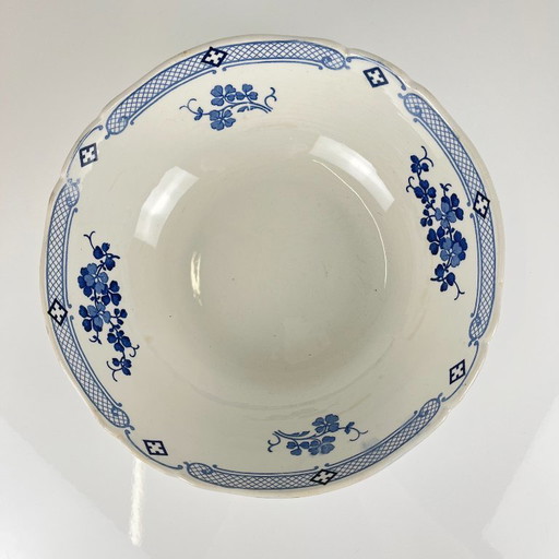 KG Insalatiera Lunéville Terre de Fer, modello "Jane", blu, 1890-1915