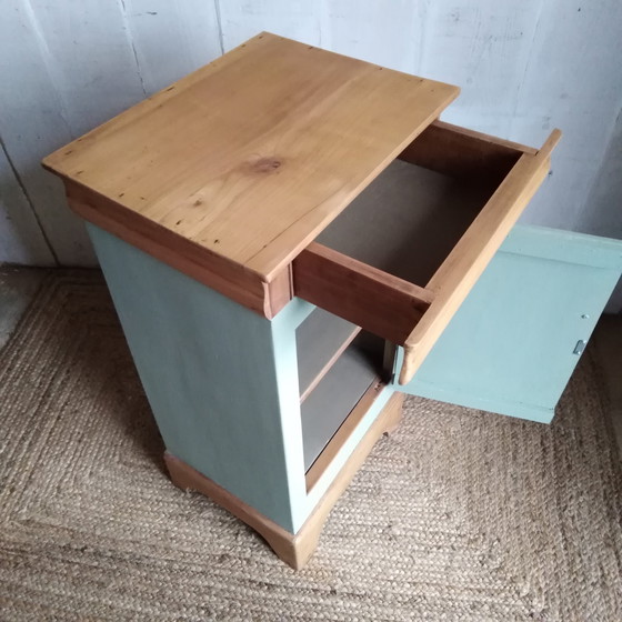 Image 1 of Tavolino laterale