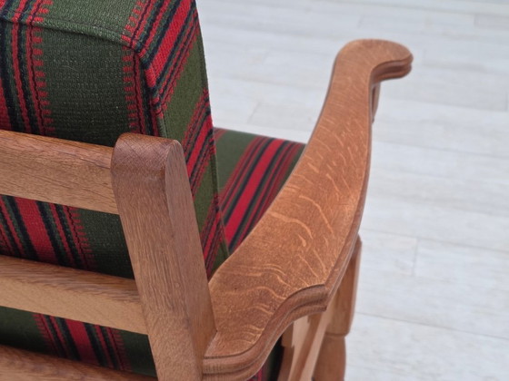 Image 1 of Dänischer Sessel aus den 1970er Jahren, grüne Möbelwolle, massives Eichenholz.