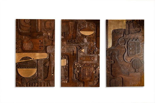 V. de Segonzac. Modernist triptych in carved wood. Contemporary.