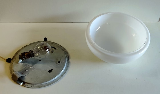 Plafoniera o Applique a Globo Opalino XL - metà del XX secolo – Plafoniere, Vetro (photo 7 of 8)