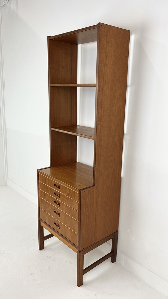 Image 1 of Bibliothèque suédoise vintage en teck