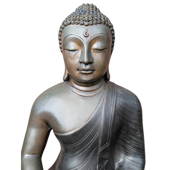 Grote bronzen Boeddha – Sri Lanka 16,8 kg en antiek – Beeldhouwkunst, Gold (photo 10 of 17)