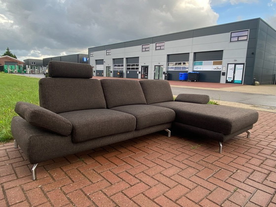 Image 1 of Sofá esquinero de tela marrón oscuro Henders & Hazel