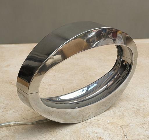 Berio Eclips table lamp