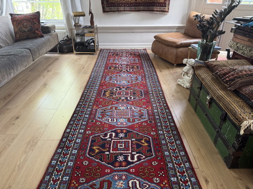 Vintage handgeknüpfter Kasak-Läufer – 414 × 98 cm – 1970er Jahre