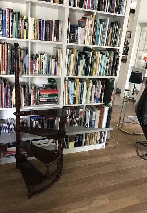 Victoriaans mahoniehouten bibliotheek trapje 