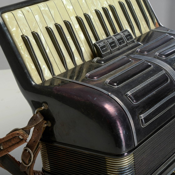 Fisarmonica Pancotti Macerata – Oggetti decorativi, Pelle, Italian Design (photo 21 of 24)