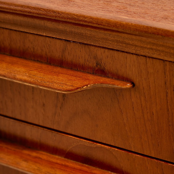 Image 1 of MK11125 Table de nuit en teck par Johannes Andersen pour CFC Silkeborg