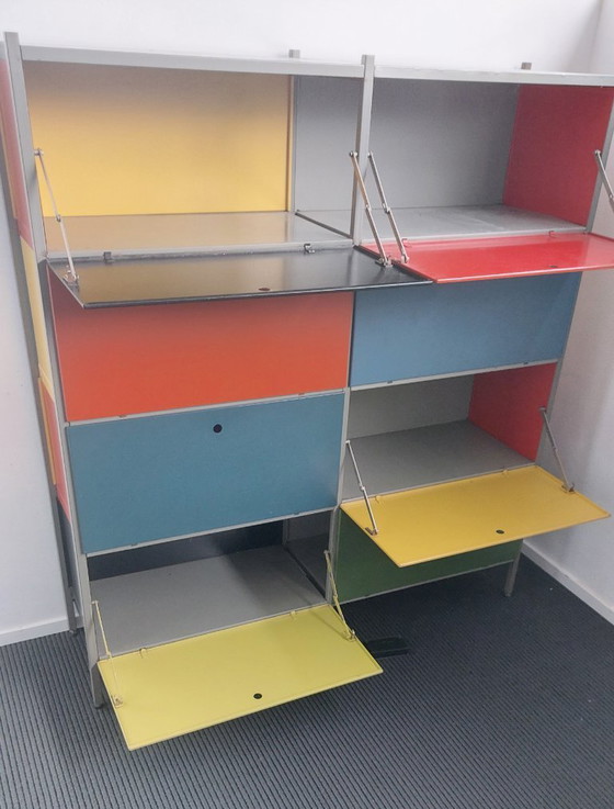 Image 1 of Gispen 663 wandkast ontwerp Wim Rietveld 1950