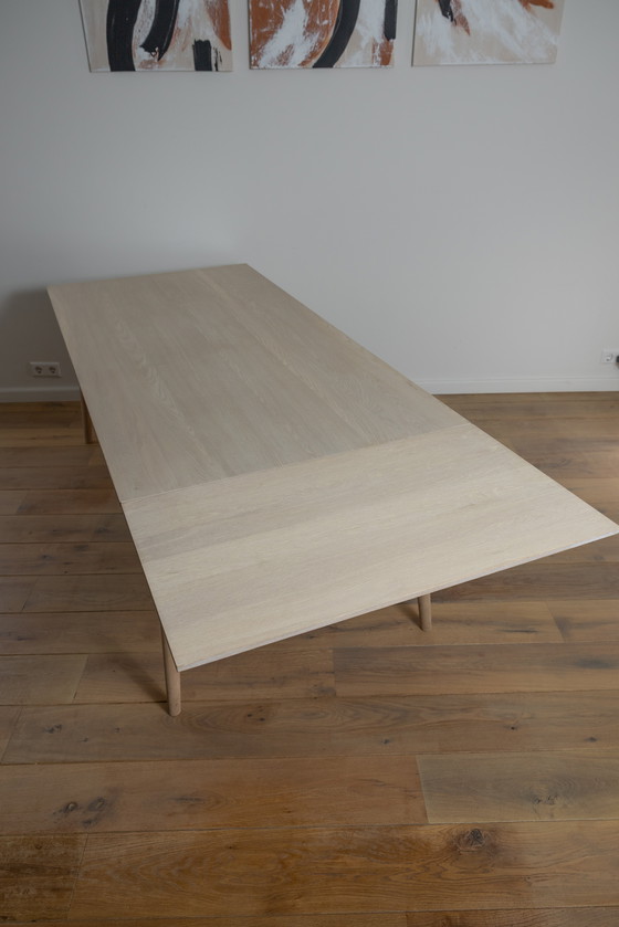Image 1 of Table à manger extensible scandinave Japandi Whitewash