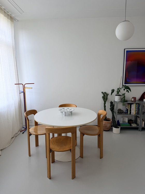 Image 1 of Arkana Tulip Maurice Burke - Mesa de comedor