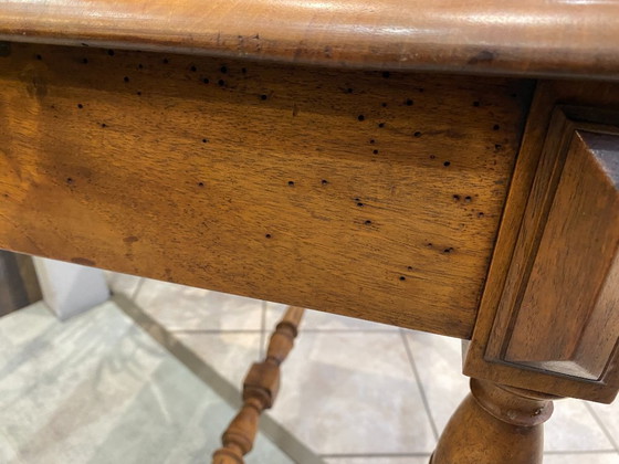 Image 1 of Escritorio con 1 cajón en madera maciza de roble con patas torneadas y talladas, 89x62cm