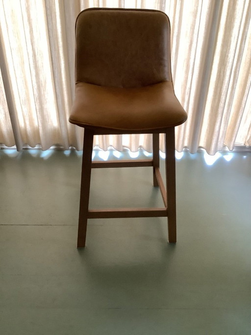 4 handgefertigte Barhocker