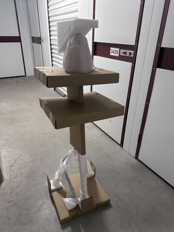 Image 1 of Lampe Gubi Gardhappa vintage rouge