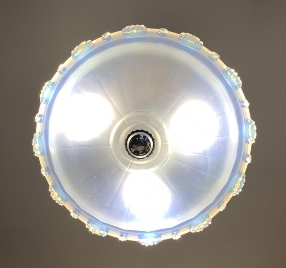 Art Deco Cascade Opaal Matglas Kroonluchter van Jean Gauthier voor Ezan, jaren 30 (photo 17 of 18)