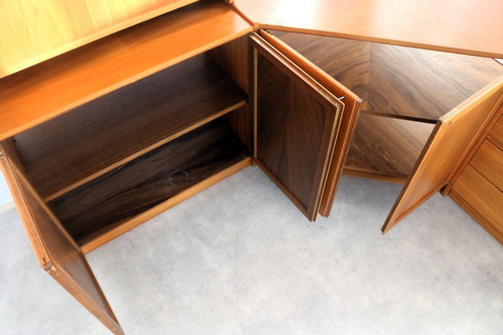 Image 1 of Mobiletto da parete/mobiletto angolare svedese d'epoca