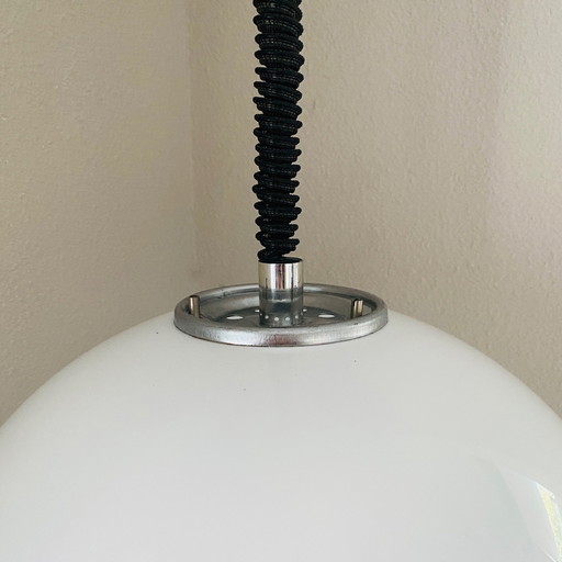 Vintage design Guzzini Italian pendant lamp