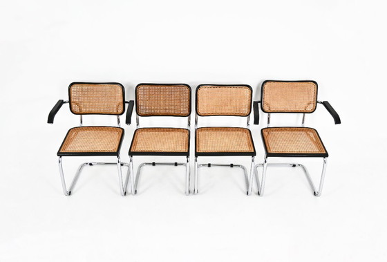 Image 1 of Chaises de salle à manger Style B32 par Marcel Breuer, ensemble de 4