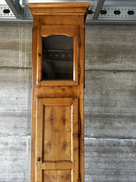Franse kersenhouten kast voor een staande klok – begin 19e eeuw – Fabrication Artisanale 1800, Vitrinekasten (photo 5 of 15)