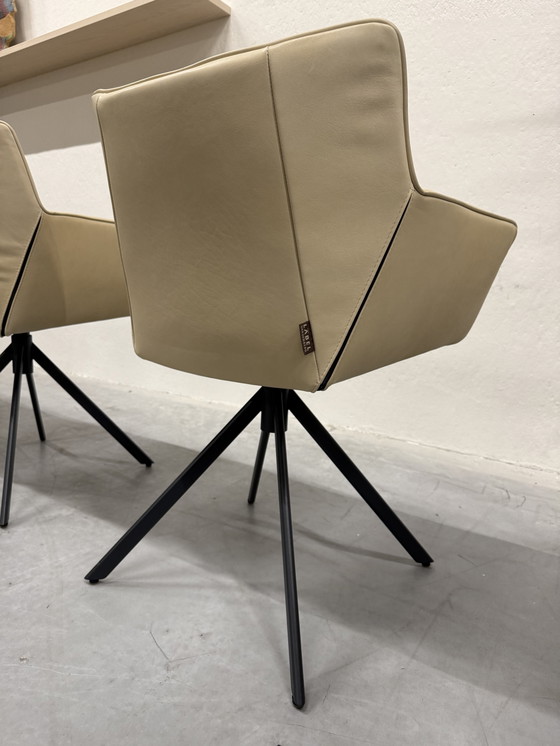 Image 1 of 4 Label van den Berg Gustav jr eetkamerstoelen 