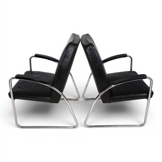 Image 1 of Set van 2 Bauhaus Streamline leren fauteuils met buisvormig stalen frame, 1930