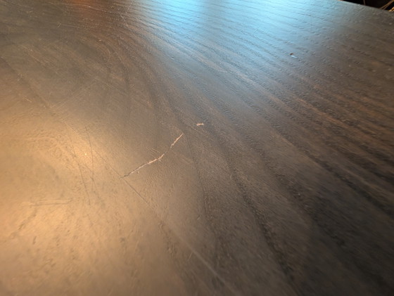 Image 1 of Table en bois avec piètement en fer et chaises