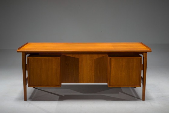 Image 1 of Schreibtisch Modell 207 aus Teakholz von Arne Vodder für Sibast, 1960er Jahre