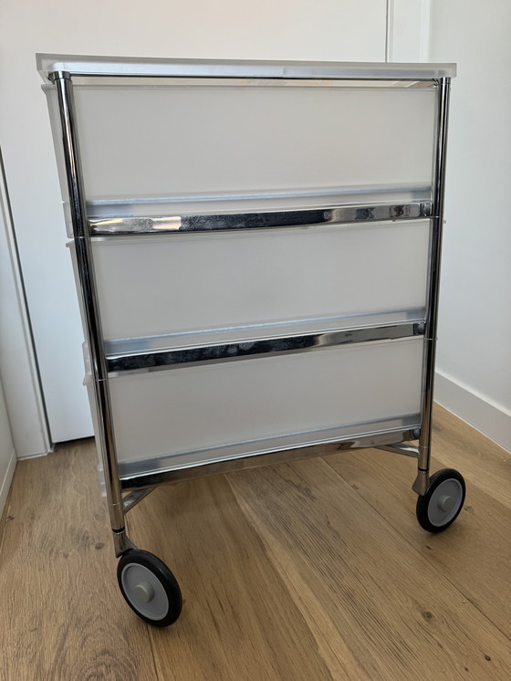 Image 1 of Tiroir Kartell Mobil