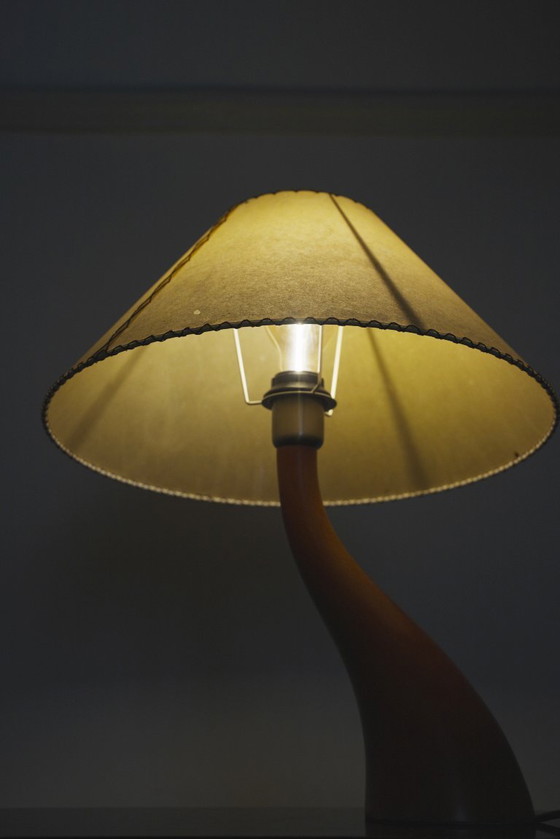 Image 1 of Lampada da tavolo Bonsai Josep Llusca Blauet anni '90, stile spagnolo Mid-Century, in legno di cedro, paralume in pergamena.