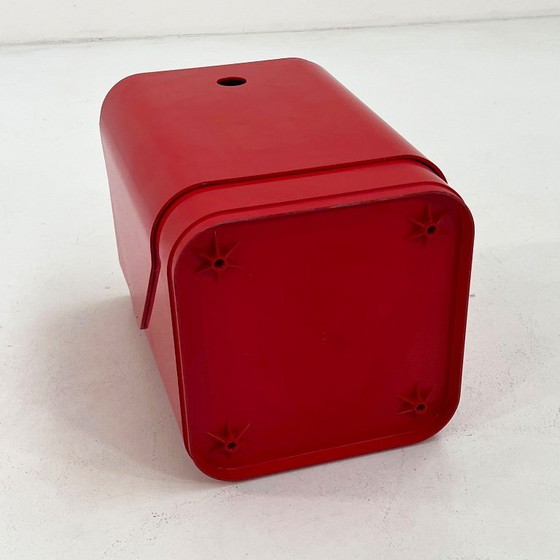 Image 1 of Cesto per la biancheria rosso di Anna Castelli per Kartell, anni '70