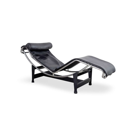 Original Cassina LC4 Chaise Longue Le Corbusier Black Leather, Adjustable recliner chair, Chrome (photo 4 of 12)