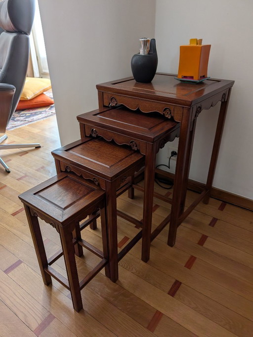 Juego de 4 mesas auxiliares