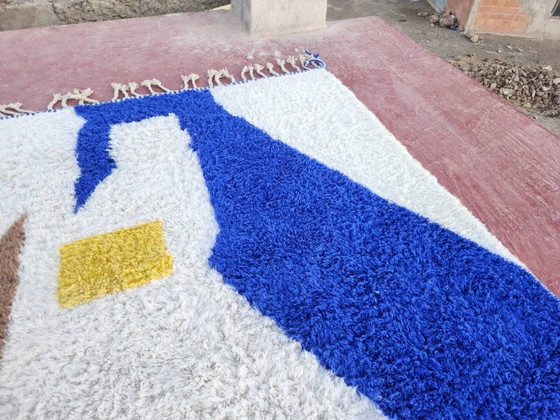 Tapis Beni Ouarain 300x200 cm – Laine épaisse, design artistique bleu Klein – Coton, Modern (photo 4 of 16)