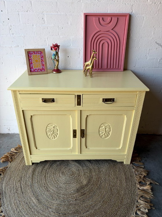 Commode ancienne vintage relookée jaune beurre – Buffet bas, Wood (photo 3 of 16)