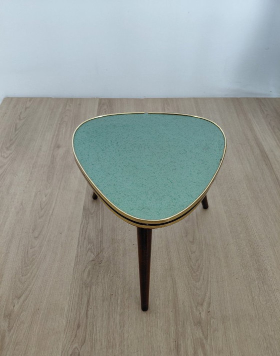 Image 1 of Fünfziger Jahre Beistelltisch in grünem Glanz