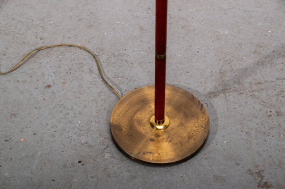Image 1 of Lampadaire danois en teck et laiton, vers 1960