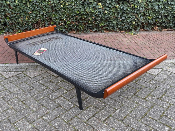 Cleopatra Auping Daybed by Dick Cordemeijer – Metal, Wood (photo 5 of 15)