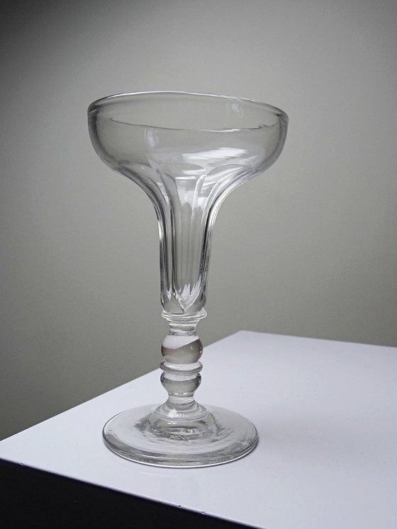 Image 1 of Zeldzame antieke champagnecoupe, toegeschreven aan Baccarat, Napoleon III