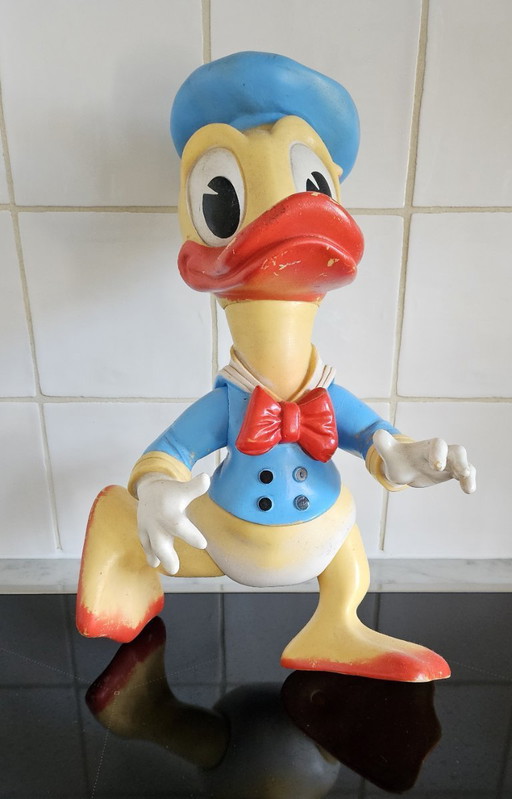 Vintage Donald Duck figure plastic, production 1962